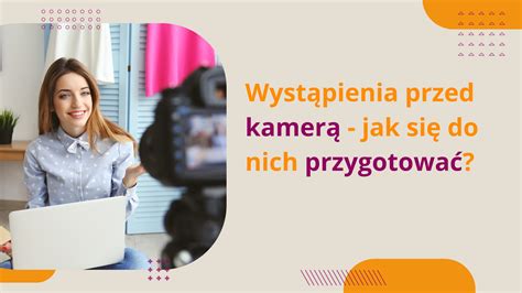 Natsu Masturbuje się przed kamerką .